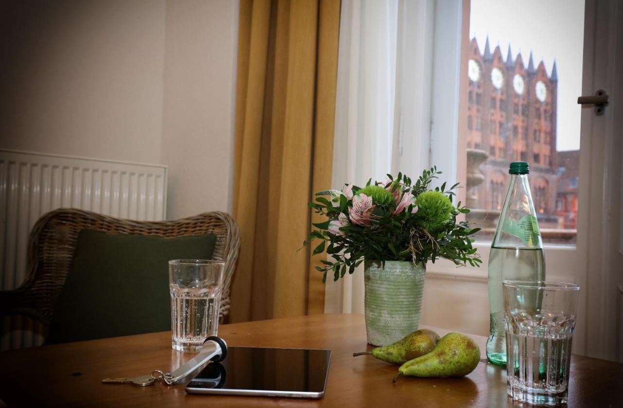 Aparthotel Markt Fuffzehn Stralsund Buitenkant foto