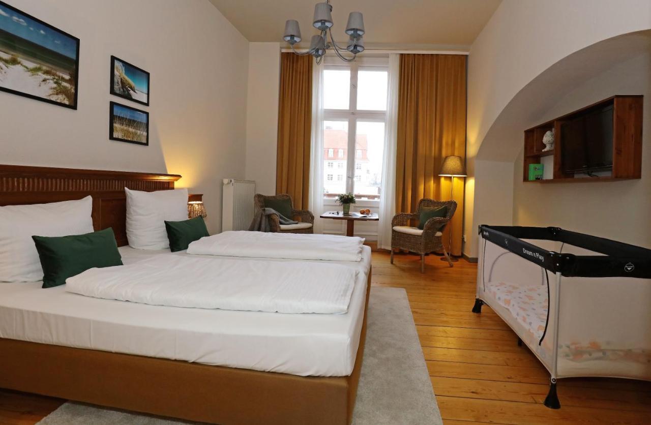 Aparthotel Markt Fuffzehn Stralsund Buitenkant foto